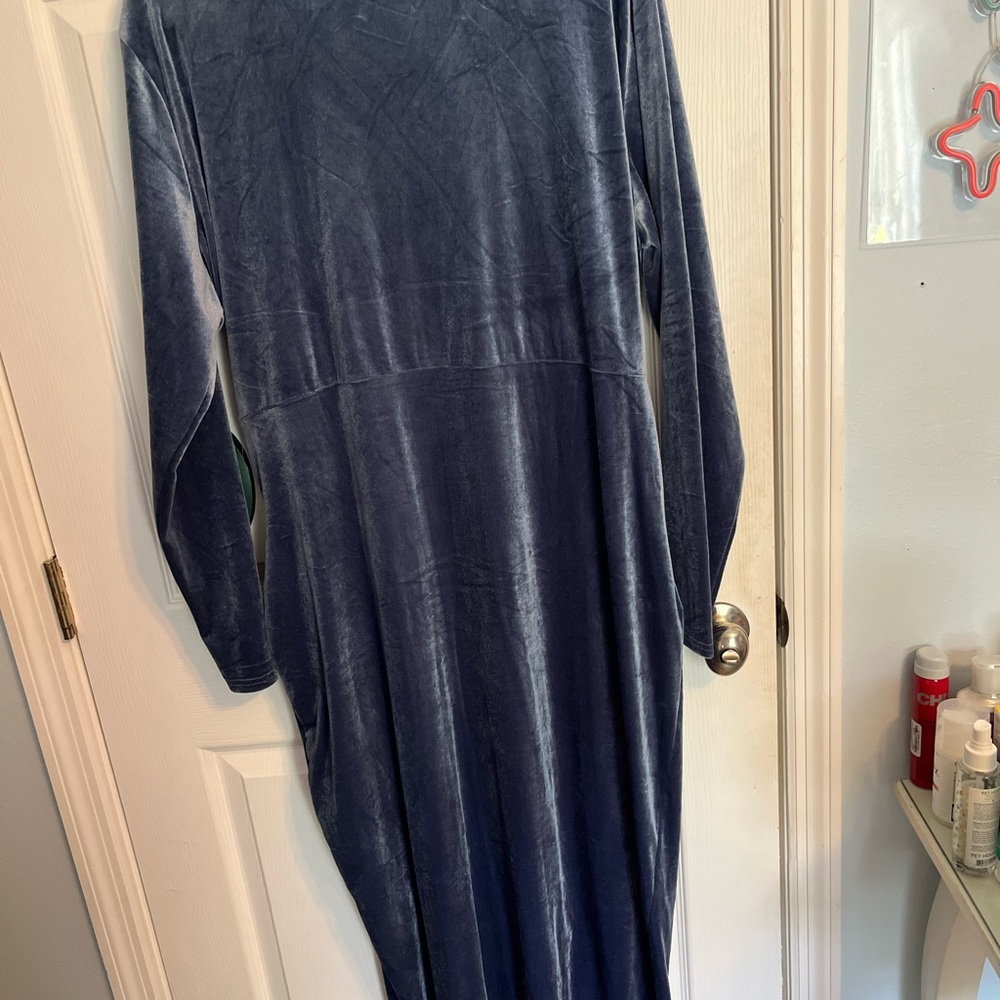 Elegant Light Blue Gray Velvet Wrap Retro Fitted Pinup Dress - Picture 5 of 5